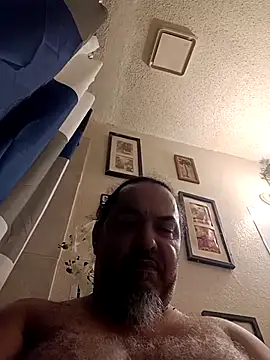 Snapshot of MrBustNut2026 chatting on April 14, 2026, 6:08 am MrBustNut2026 online show from April 14, 2026, 6:08 am