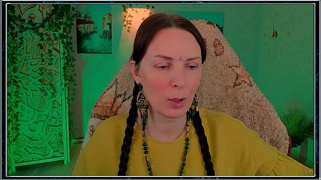Snapshot of LanaRadiance chatting on June 17, 2026, 1:01 pm LanaRadiance online show from June 17, 2026, 1:01 pm