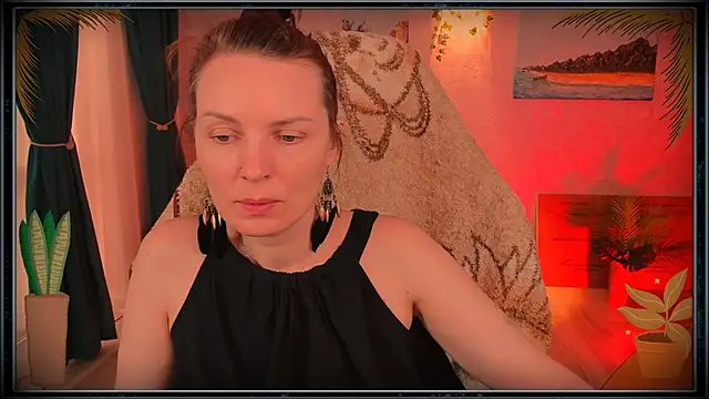 Snapshot of LanaRadiance chatting on July 25, 2026, 3:42 pm LanaRadiance online show from July 25, 2026, 3:42 pm