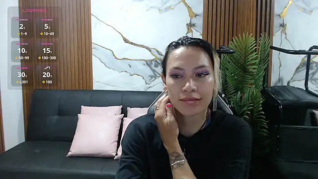 Snapshot of alonddra_tay chatting on May 26, 2026, 12:01 pm alonddra tay online show from May 26, 2026, 12:01 pm