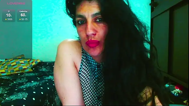 Snapshot of diosa_gil chatting on May 15, 2026, 12:39 am diosa gil online show from May 15, 2026, 12:39 am