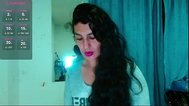 Snapshot of diosa_gil chatting on May 19, 2026, 4:41 am diosa gil online show from May 19, 2026, 4:41 am