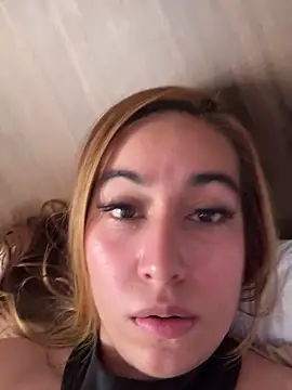Aitana Lux online show from April 21, 2026, 7:28 pm