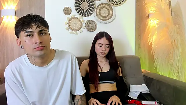 Snapshot of Kenji_n_Rousse chatting on May 24, 2026, 8:03 pm Kenji n Rousse online show from May 24, 2026, 8:03 pm