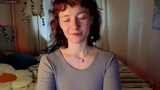 Ricki Bloom online show from May 11, 2026, 9:26 am