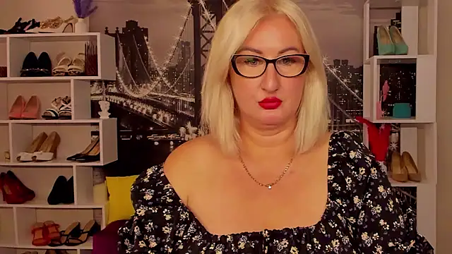DianaFrances online show from May 30, 2026, 1:08 pm