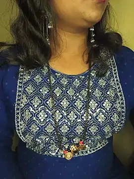 Snapshot of ur_love_kannada1 chatting on May 28, 2026, 5:10 pm ur love kannada1 online show from May 28, 2026, 5:10 pm