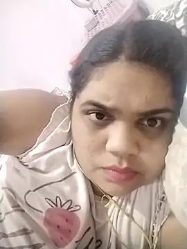 Snapshot of hotsilk21 chatting on April 20, 2026, 5:48 pm hotsilk21 online show from April 20, 2026, 5:48 pm
