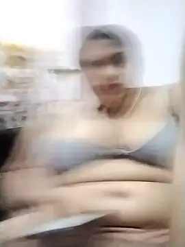 hotsilk21 online show from June 7, 2026, 6:55 pm