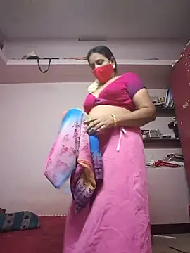 Snapshot of Tamilaunty35 chatting on May 24, 2026, 6:24 pm Tamilaunty35 online show from May 24, 2026, 6:24 pm
