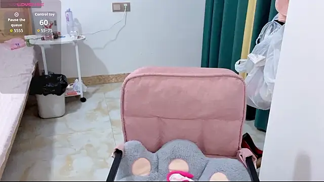 Snapshot of Kaixin-baobao chatting on May 17, 2026, 4:25 pm Kaixin-baobao online show from May 17, 2026, 4:25 pm