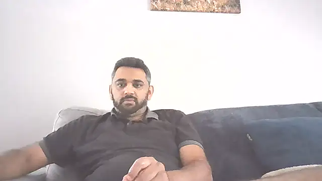 cumshoweruk online show from July 17, 2026, 9:41 pm