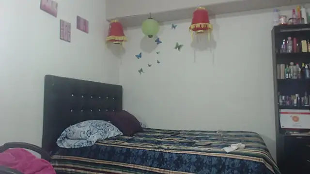 hotbrunettecasandra online show from March 12, 2025, 6:44 pm