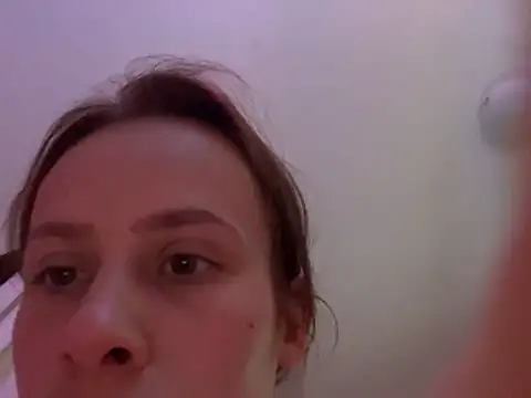 Snapshot of pollinnbn chatting on April 28, 2026, 8:14 pm pollinnbn online show from April 28, 2026, 8:14 pm