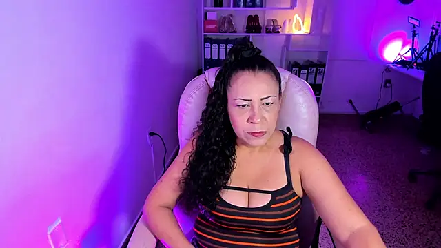 KattySoler online show from April 15, 2026, 1:29 pm