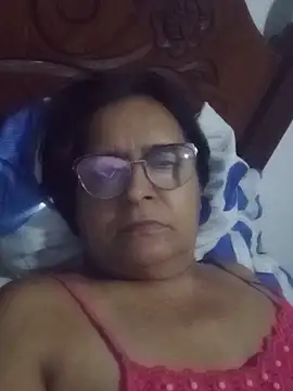 Snapshot of PienCanela chatting on June 14, 2026, 4:03 am PienCanela online show from June 14, 2026, 4:03 am