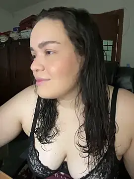 dayanestephany1 online show from April 27, 2026, 9:57 pm