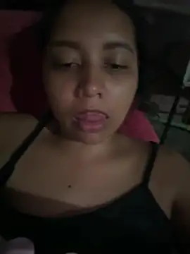 Ninibella online show from May 3, 2026, 10:27 pm