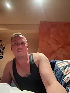 Jdlely online show from April 13, 2026, 7:52 pm