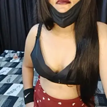 Snapshot of Eleena_G chatting on June 18, 2026, 8:46 pm Eleena G online show from June 18, 2026, 8:46 pm