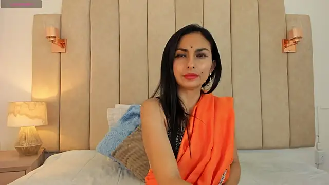 shaliny  online show from June 11, 2026, 7:56 pm