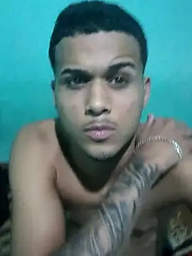 novinhokk22 online show from April 12, 2026, 4:23 pm