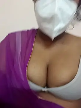 Snapshot of baby_queen886 chatting on April 14, 2026, 6:14 pm baby queen886 online show from April 14, 2026, 6:14 pm