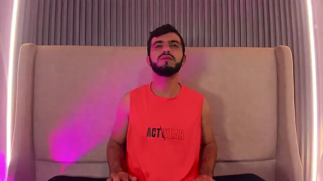 EmmanuelVoss online show from April 16, 2026, 4:35 am