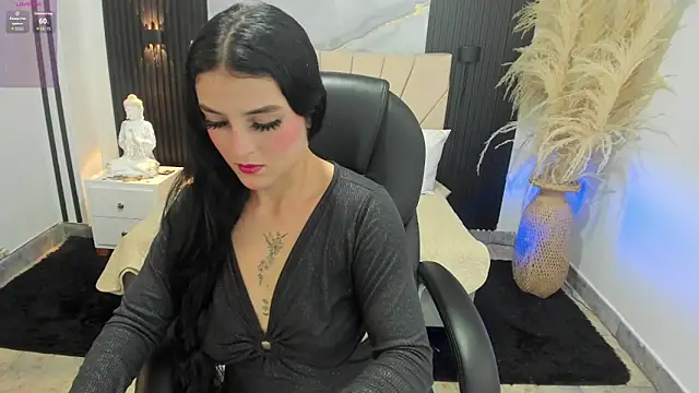 Snapshot of DOMINIKA_LOVY chatting on May 25, 2026, 8:04 pm DOMINIKA LOVY online show from May 25, 2026, 8:04 pm