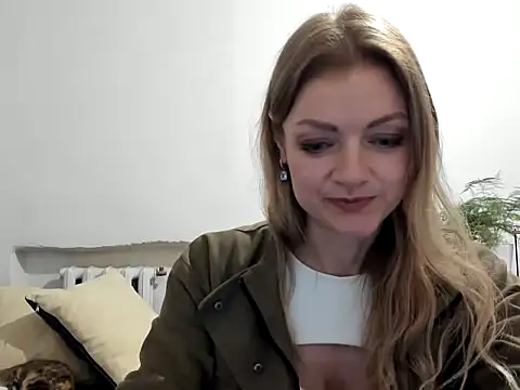 Snapshot of Severina7 chatting on April 30, 2026, 8:57 pm Severina7 online show from April 30, 2026, 8:57 pm
