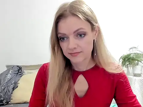 Snapshot of Severina7 chatting on May 8, 2026, 8:03 pm Severina7 online show from May 8, 2026, 8:03 pm