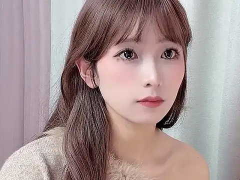 Snapshot of Zora2026 chatting on April 13, 2026, 1:16 pm Zora2026 online show from April 13, 2026, 1:16 pm