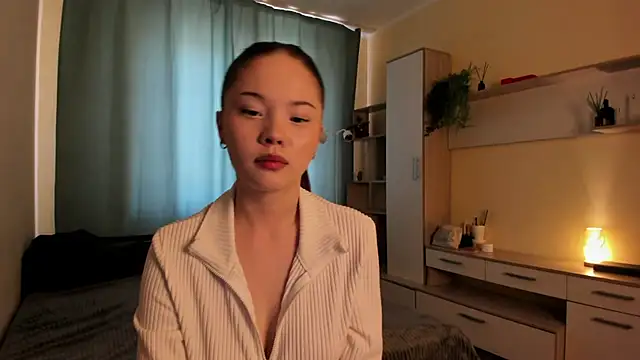 MonyHikaru online show from April 16, 2026, 8:15 am