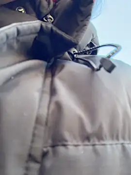 Snapshot of FoxyMood chatting on April 15, 2026, 3:02 am FoxyMood online show from April 15, 2026, 3:02 am