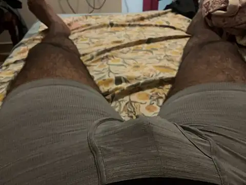 smalldick1202 online show from April 14, 2026, 10:16 pm