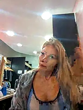 prretty15 online show from July 6, 2026, 8:11 pm