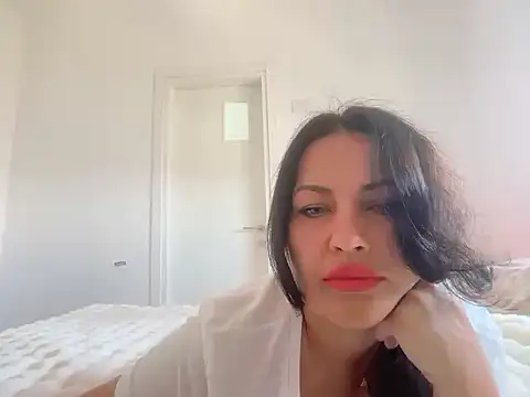 Snapshot of SeleneVane chatting on June 27, 2026, 9:36 am SeleneVane online show from June 27, 2026, 9:36 am