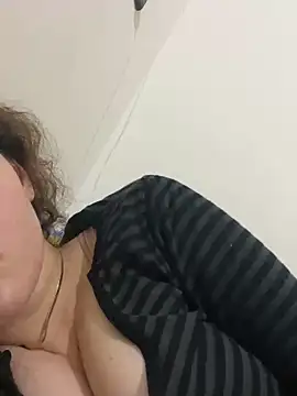 najmiya online show from April 13, 2026, 1:11 am