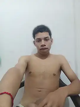 Snapshot of curious_straight_guy chatting on June 22, 2026, 2:03 pm curious straight guy online show from June 22, 2026, 2:03 pm
