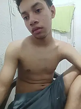 Snapshot of curious_straight_guy chatting on July 16, 2026, 1:22 am curious straight guy online show from July 16, 2026, 1:22 am