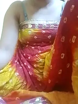 hottsexygirl online show from May 11, 2026, 7:14 am