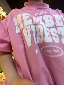 Snapshot of Cherry_029 chatting on April 14, 2026, 1:50 pm Cherry 029 online show from April 14, 2026, 1:50 pm