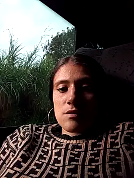 Snapshot of JohanitaRex2 chatting on April 15, 2026, 9:37 pm JohanitaRex2 online show from April 15, 2026, 9:37 pm