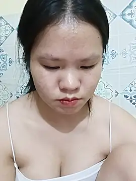 Seraphinahh online show from June 7, 2026, 2:54 pm