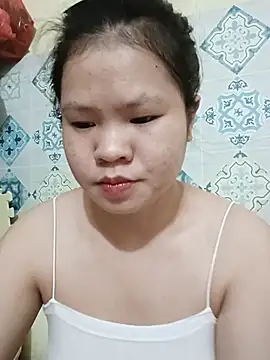 Seraphinahh online show from July 8, 2026, 7:29 pm