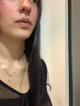 Snapshot of NickieCute- chatting on April 16, 2026, 8:09 pm NickieCute- online show from April 16, 2026, 8:09 pm