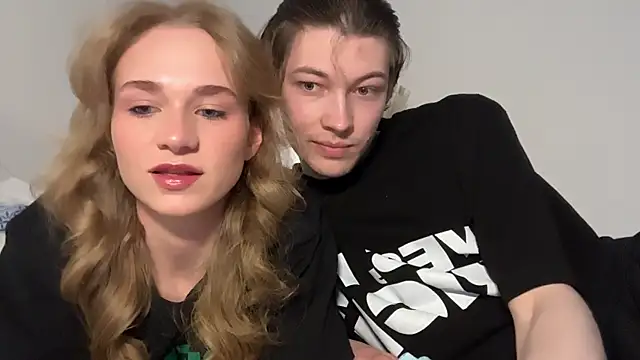 swaggenjoyer online show from April 15, 2026, 12:23 pm