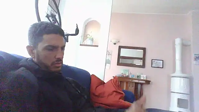 Bucefalo2024 online show from May 6, 2026, 6:52 am