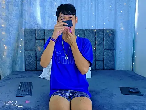 Snapshot of IhanKing chatting on May 12, 2026, 6:38 pm IhanKing online show from May 12, 2026, 6:38 pm