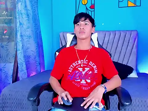 Snapshot of IhanKing chatting on May 19, 2026, 7:20 pm IhanKing online show from May 19, 2026, 7:20 pm